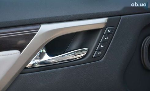 Lexus RX 2021 - фото 19