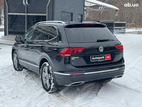 Volkswagen Tiguan 2019 черный - фото 15