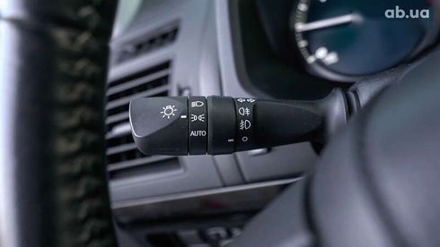 Toyota Land Cruiser Prado 2019 - фото 21