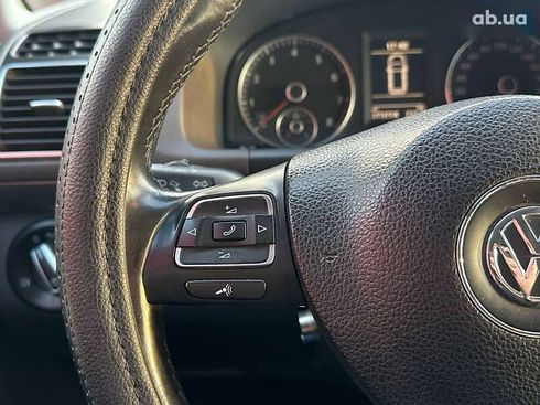 Volkswagen Touran 2012 - фото 19