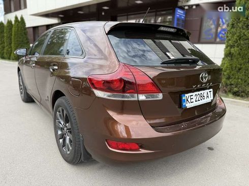 Toyota Venza 2013 - фото 11