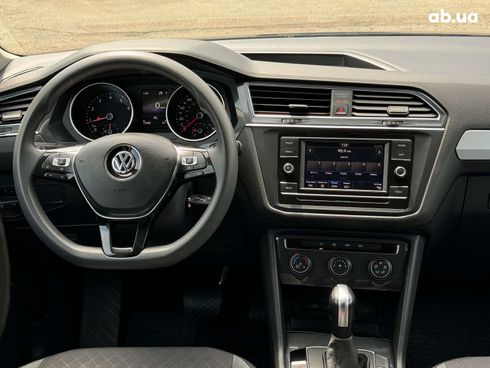 Volkswagen Tiguan 2019 черный - фото 28