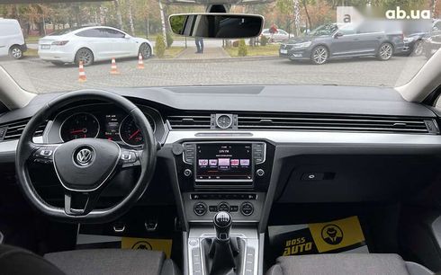 Volkswagen Passat 2015 - фото 11