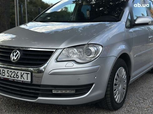 Volkswagen Touran 2008 - фото 11