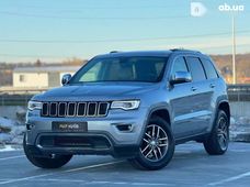 Продаж вживаних Jeep Grand Cherokee 2017 року - купити на Автобазарі
