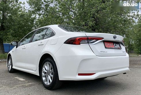 Toyota Corolla 2020 - фото 19