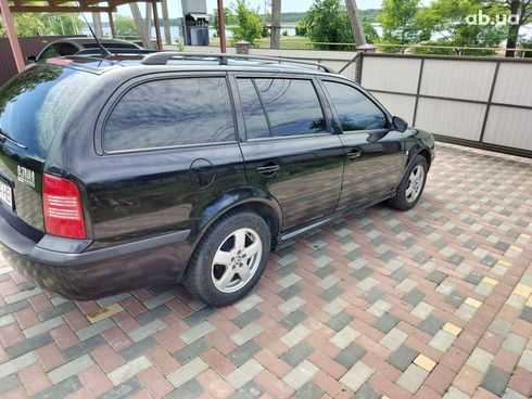 Skoda Octavia 2006 черный - фото 9