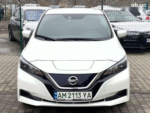 Nissan Leaf 2022 - фото 7