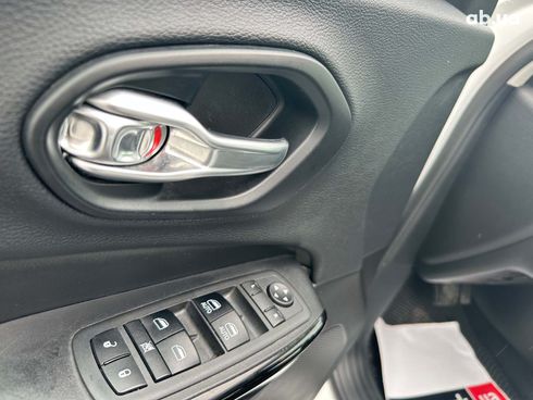 Jeep Cherokee 2019 белый - фото 30