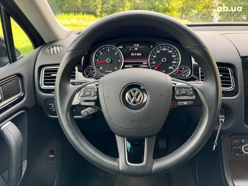 Volkswagen Touareg 2014 черный - фото 32