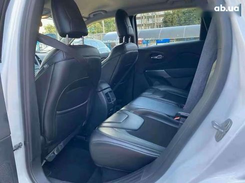 Jeep Cherokee 2018 - фото 17