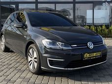 Продаж вживаних Volkswagen e-Golf 2020 року - купити на Автобазарі