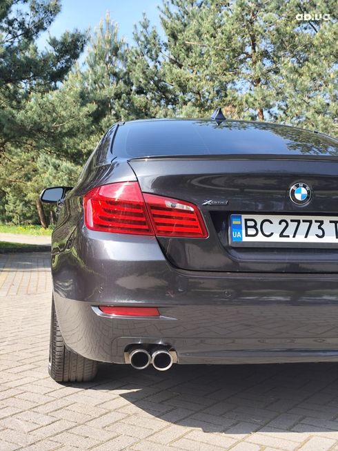 BMW 5 серия 2015 серый - фото 18