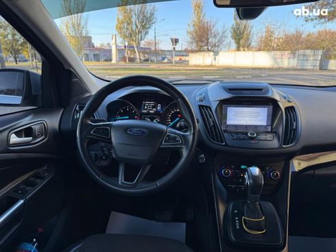 Ford Kuga 2019 серый - фото 17