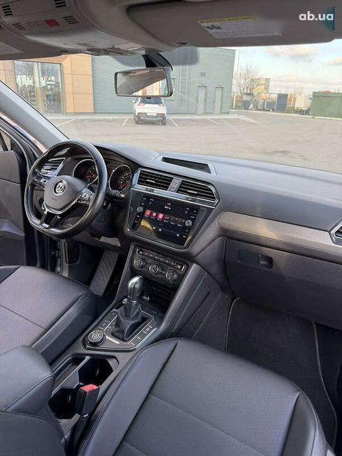 Volkswagen Tiguan 2017 - фото 23