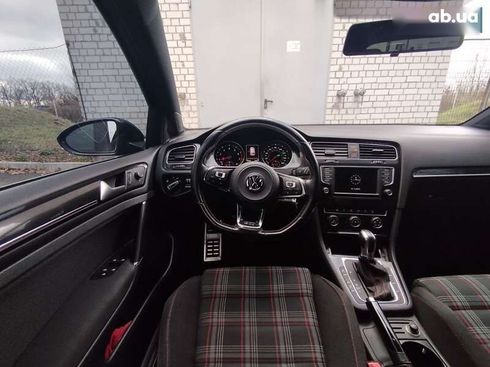 Volkswagen Golf GTI 2016 - фото 20
