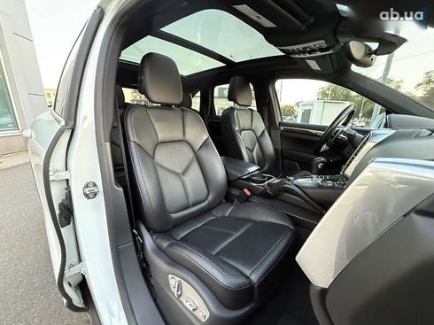Porsche Cayenne 2016 - фото 14