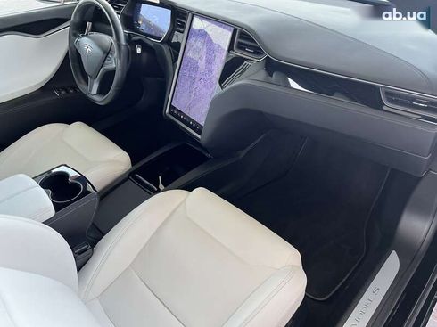 Tesla Model S 2019 - фото 22