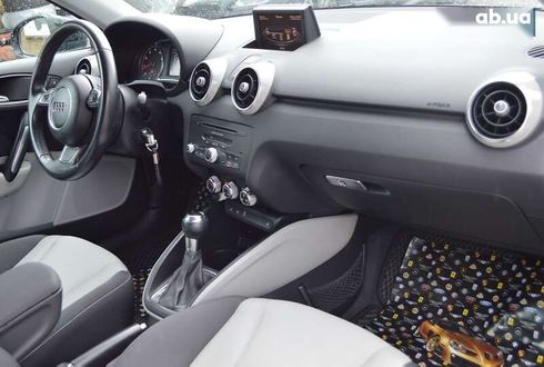 Audi A1 2010 - фото 29