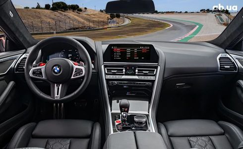 BMW M8 2023 - фото 20