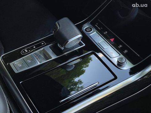 Audi Q8 2021 синий - фото 22