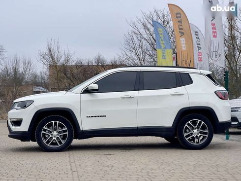 Jeep Compass 2018 - фото 12