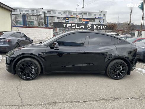 Tesla Model Y 2023 - фото 13