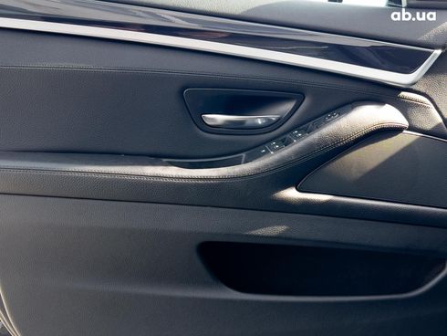BMW 5 серия 2015 черный - фото 13
