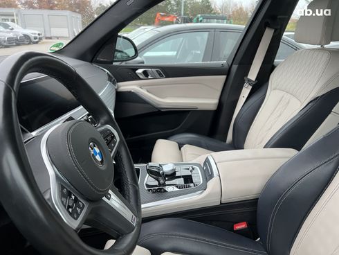 BMW X5 2022 - фото 34