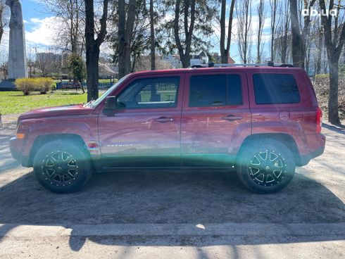Jeep Patriot 2016 красный - фото 11