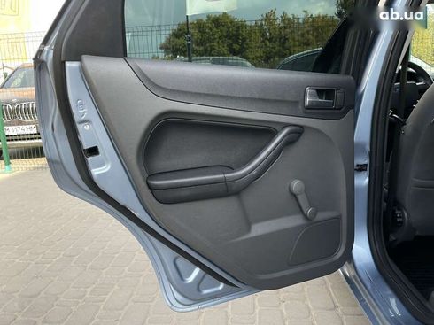 Ford Focus 2005 - фото 26