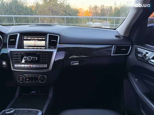 Mercedes-Benz M-Класс 2015 - фото 27