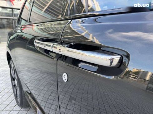 Rolls-Royce Cullinan 2020 - фото 13