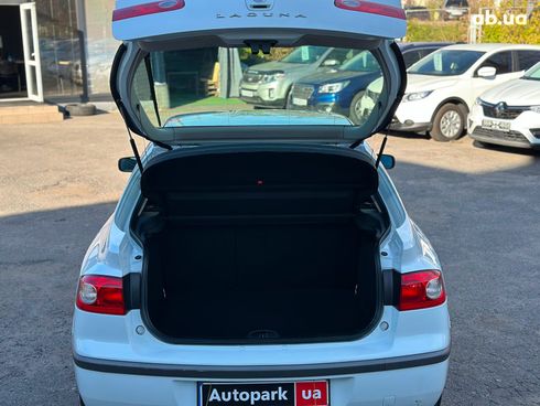 Renault Laguna 2007 белый - фото 26