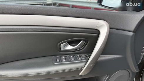 Renault Laguna 2011 - фото 18