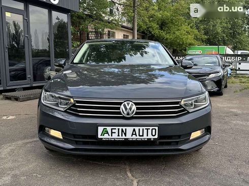 Volkswagen Passat 2018 - фото 2