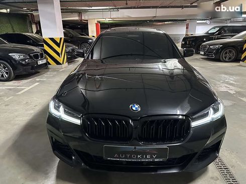 BMW 5 серия 2022 - фото 3