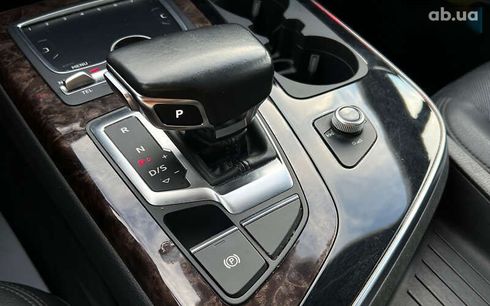 Audi Q7 2017 - фото 19