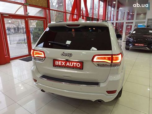 Jeep Grand Cherokee 2016 - фото 11