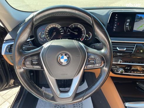 BMW 5 серия 2017 коричневый - фото 24