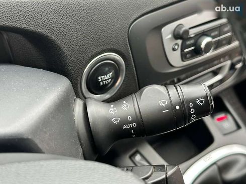 Renault Scenic 2012 - фото 30