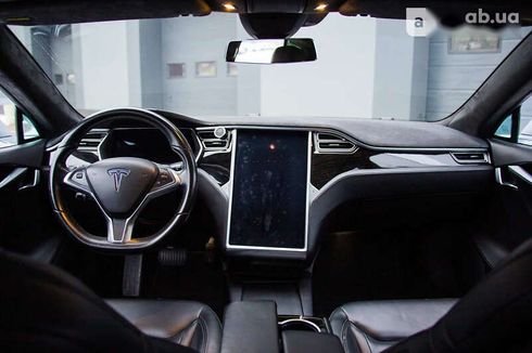 Tesla Model S 2016 - фото 15