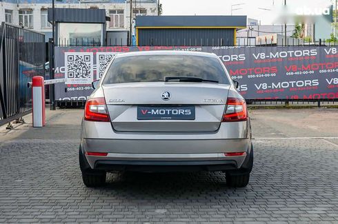 Skoda Octavia 2017 - фото 10