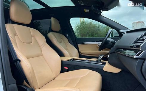 Volvo XC90 2017 - фото 10
