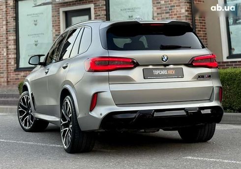 BMW X5 M 2022 - фото 11