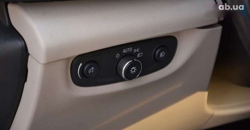 Buick Regal 2018 - фото 25