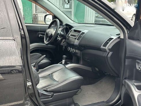Mitsubishi Outlander 2010 - фото 23