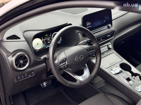 Hyundai Kona Electric 2021 - фото 25