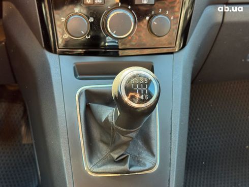 Opel Zafira 2012 серый - фото 32