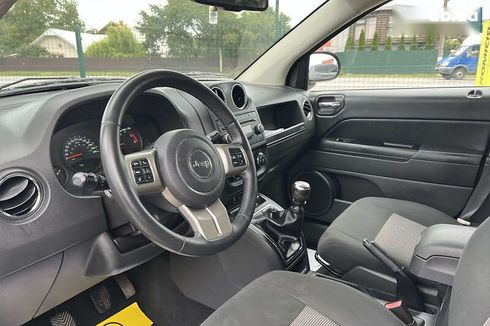 Jeep Compass 2011 - фото 10